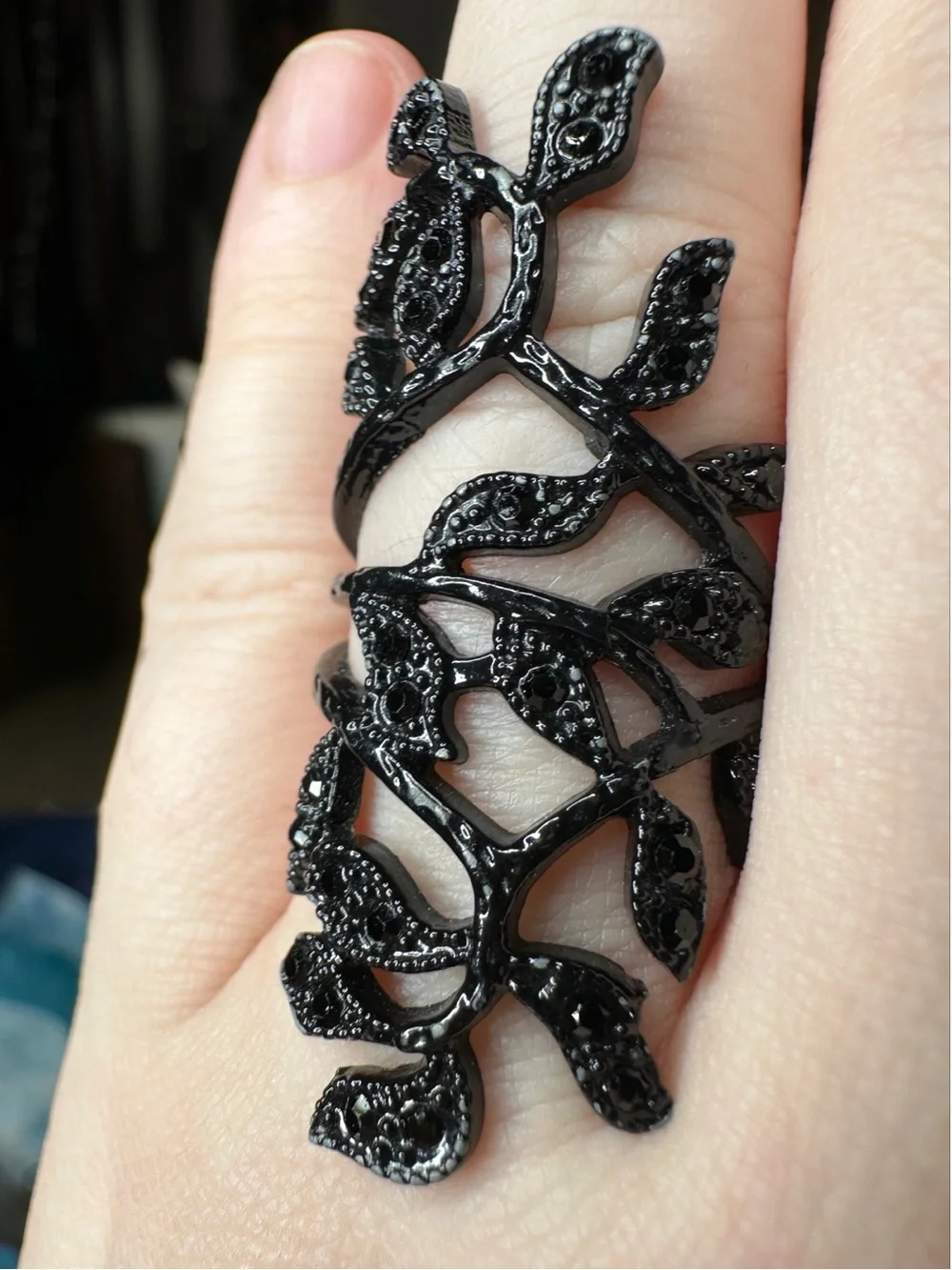 Black Leaf Vine Statement Ring - Women's Fashion Jewelry